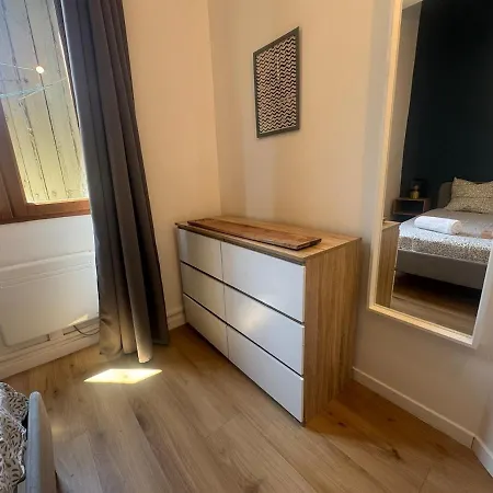 Le Nomad - Center Apartment